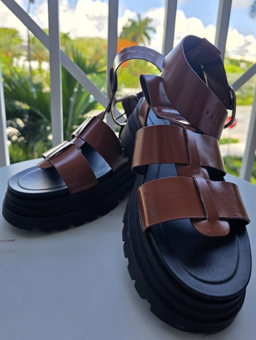 ASOS DESIGN Tan Fisherman Platform - Picture 9 of 10